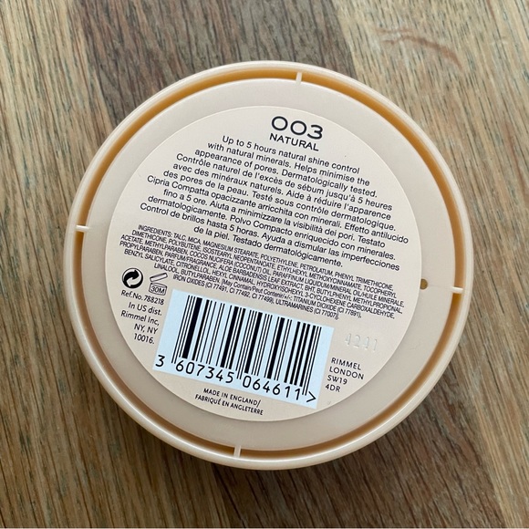 🌟 FREE Add-On Rimmel Stay Matte Long Lasting Pressed Powder - Picture 2 of 3